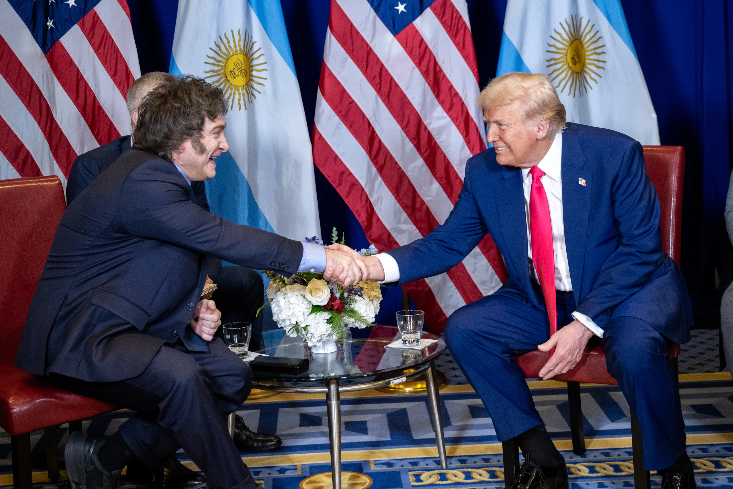 Javier Milei y Donald Trump dejan sólo al pobre Tedros